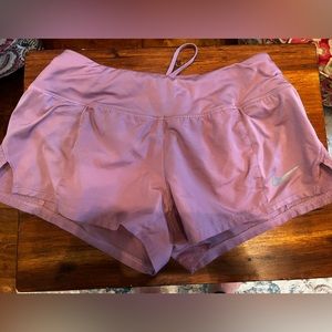 Nike woman’s shorts size Small
